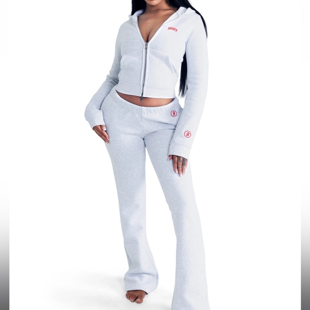 BODY BY RAVEN TRACY NWT